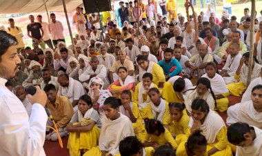 मुख्य सचेतक एवं नगर विधायक के आश्वासन के बाद साधुओं का आमरण अनशन क्रमिक अनशन में हुआ तब्दील