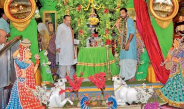 ब्रज के मंदिरों में कान्हा के जन्मोत्सव की तैयारियां शुरू