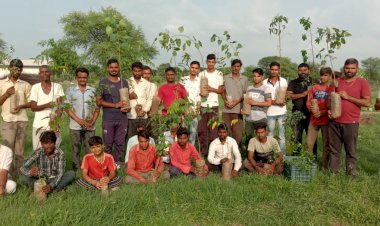 पिता पर्यावरण प्रेमी थे तो बेटे ने 21वीं पुण्यतिथि पर 200 पौधे किए वितरण