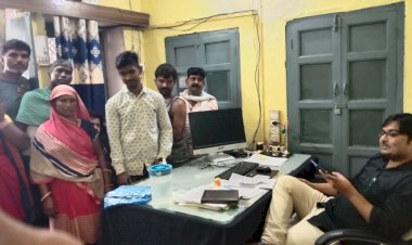 सब्जी विक्रेताओ ने झूठा मुकदमा कराने का आरोप लगाते हुए सौंपा ज्ञापन