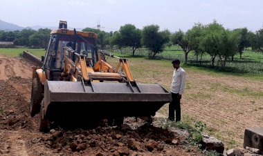 गुड़ाढहर में विधायक की सहमति से ग्रामीणों ने निकाला  70 साल पुराना रास्ता