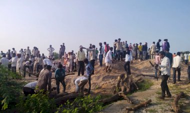 केमरी में एक साथ उठी 6 अर्थी सबकी आंखें हुई नम, क्षेत्र में दौड़ी शोक लहर