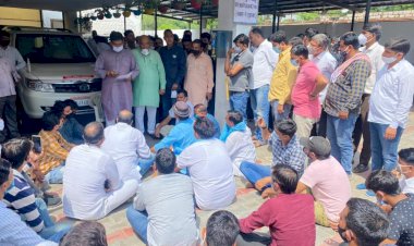 गैसावत ने उच्च शिक्षा मंत्री भाटी से मुलाकात कर शिक्षा से जुड़ी समस्याओं से कराया अवगत