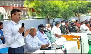 हजारों अमर शहीदों के बलिदान से मिली है हमें आजादी --कर्नल हरिसिंह