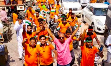 राष्ट्रीय फुले ब्रिगेड ने राजगढ़ कस्बे में निकाली तिरंगा रैली