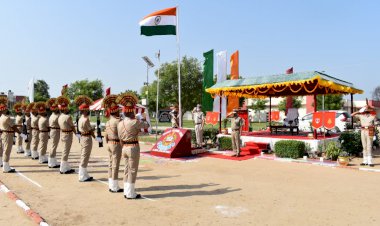 प्रशिक्षु प्रशिक्षण केंद्र सीमा बल मौजपुर मे मनाया स्वतंत्रता दिवस