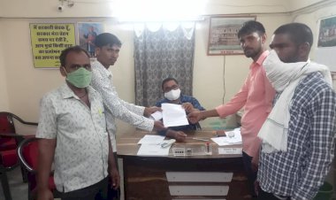 आम रास्ते पर हो रहे अवैध अतिक्रमण को हटवाने की मांग, उपखंड अधिकारी एवं अधिशासी अधिकारी नगरपालिका आसींद को सौंपा ज्ञापन