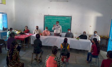 नव मतदाता साक्षरता क्लब के तहत सेमिनार हुआ आयोजित