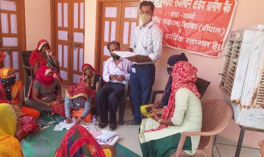 पचलंगी के काटलीपुरा में स्वयं सहायता समूह के समझाएं फायदे और आत्मनिर्भर बनने के गुर