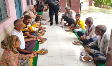 शनि देव मंदिर पर योग शिविर के पश्चात विशाल भंडारे का आयोजन