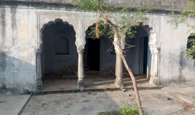 कोरोना मे भगवान भी हुए लूट के शिकार