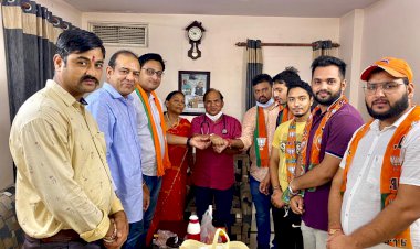 भाजपा युवा मोर्चा ने देश की रक्षा और नेतृत्व करने वालो के साथ मनाया रक्षाबंधन का त्यौहार