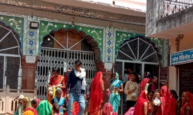 चौथ माता का पूजन कर महिलाओं ने की अखंड सौभाग्य व सुख समृद्धि की कामना