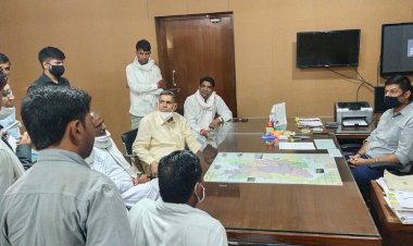 ग्राम पंचायतों की समस्याओं को लेकर सीईओ से मिले विधायक कान्ती प्रसाद मीणा