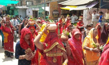 उदयपुरवाटी में शुरू हुई श्रीमद भागवत श्याम कथा, डीजे के साथ निकाली कलश यात्रा