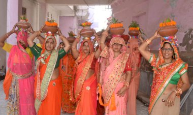 ब्राह्मणों की सरेरी में श्रीमद्भागवत कथा का हुआ शुभारंभ, कलश यात्रा निकाली