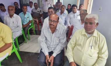 सिन्धी पंचायत खैरथल की बैठक हुई आयोजित