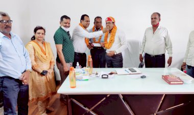 बोरदिया ने किया भाजपा जिला अध्यक्ष तेली का अभिनंदन