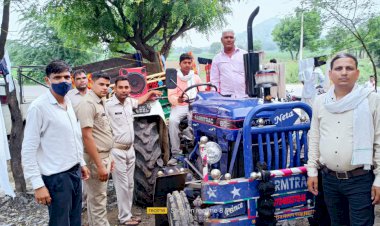 अवैध खनन करते हुए एक ट्रैक्टर किया जप्त