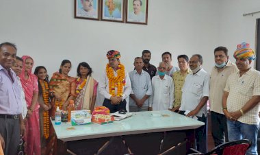 भाजपा जिला अध्यक्ष व महिला मोर्चा जिला अध्यक्ष का अभिनंदन कर किया आभार व्यक्त