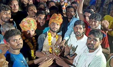 कबड्डी प्रतियोगिता में मथुरा की टीम ने कामां की टीम को हराकर किया खिताब पर कब्जा