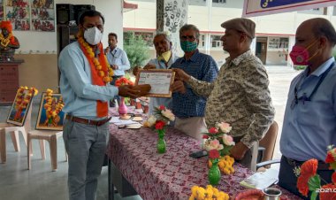 गुरु वंदन छात्र अभिनंदन कार्यक्रम के तहत भाविप ने किया सम्मान