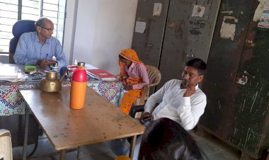 रैणी के सरकारी मिडल स्कूल खोहरा चौहान मे एसएमसी मिटिंग कर नए अध्यक्ष का हुआ चुनाव