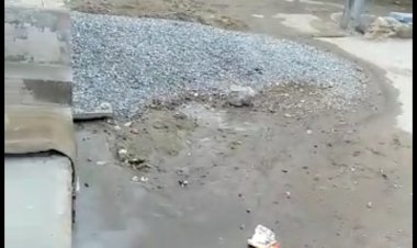 मेहरुकला के वार्ड 10 में अधूरा छोड़ा सीसी रोड का निर्माण कार्य, आवागमन बधित आमजन परेशान