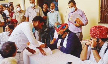 चिकित्सा एवं जन सम्पर्क मंत्री शर्मा ने देहात क्षेत्रों की सुनी समस्याएं किया निदान