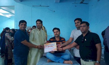 खंडेलवाल मित्र मंडल द्वारा रक्तदान शिविर का किया गया आयोजन