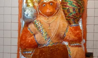 हनुमान जी महाराज की नयनाभिराम झांकी सजी