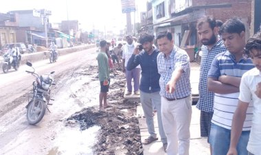 नपा प्रशासन ने सड़क किनारे हुए अतिक्रमण हटवाया