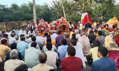 जल झूलनी एकादशी पर निकाले गये ठाकुरजी के भव्य एवं आकर्षक डोले