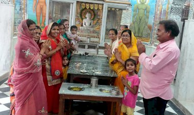 भगवान शान्तिनाथ का महामस्त का किया अभिषेक