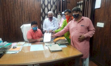 कोटकासिम के बूढ़ी बावल गांव में गलघोंटू, खुरपका व बुखार से मर रहे पालतू पशु