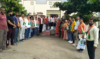 भाजपा कार्यकर्ताओ ने उज्जवला गैस योजना से लाभान्वित लाभार्थियों का किया सम्मान