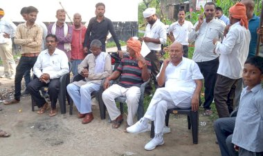 घर-घर जनसंपर्क कर अजय कुमार सिंह टप्पू ने मांगा जनता से आशीर्वाद