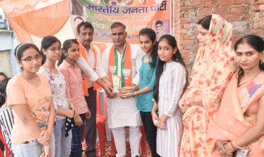 पंडित दीनदयाल के विचार पंक्ति में अंतिम स्थान पर खड़े व्यक्ति की सेवा की कार्यकर्ताओं को प्रेरणा देते रहेंगे
