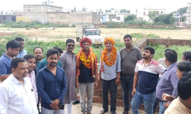 गौरव गोयल के आइईएस बनने पर किया भव्य स्वागत