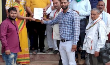 11 सूत्रीय मांग नही माने जाने पर ग्राम विकास अधिकारी 1 अक्टूबर से करेंगे सामूहिक अवकाश, सौपा ज्ञापन