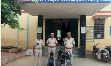 लक्ष्मणगढ़ थाना पुलिस की कार्यवाही, चोरी की मोटरसाइकिल सहित चोर गिरफ्तार