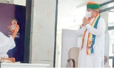 केन्द्रीय मंत्री अर्जुन राम मेघवाल ने आचार्य  महाश्रमण जी के दर्शन कर आशीर्वाद लिया