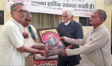 युवाओं को बुजुर्गों से उनके अनुभवों का लाभ लेना चाहिए - कर्नल हरी सिंह