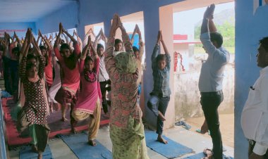 आयुष्मान भारत योजना अन्तर्गत रसूलपुर विद्यालय में कराया  योगाभ्यास