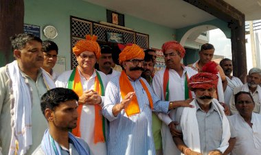 भाजपा नेता ज्ञानदेव आहूजा ने अपना जन्मदिन कार्यकर्ताओ व स्कूली बच्चो के बीच मनाया