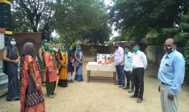महात्मा गांधी ए़ंव लाल बहादुर शास्त्री की जयंती मनाई