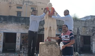 गोविंदगढ़ कस्बे में महात्मा गांधी एवं लाल बहादुर शास्त्री की मनाई गई जयंती