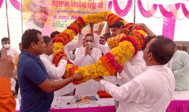 ग्रामीण युवा स्वरोजगार अपनाकर स्वावलंवी बने- विश्वेन्द्र सिंह