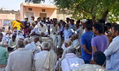 क्षेत्र के वार्ड नं 4 निर्दलीय जिला प्रत्याशी संजय यादव मुन्ना खोहरी को ग्रामीणों ने दिया समर्थन