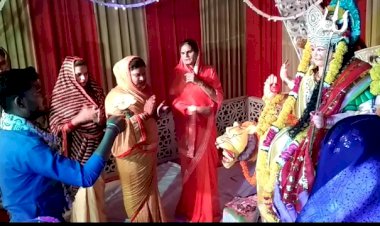 नवरात्रि महोत्सव पर चौथे दिन भी रही डांडिया की धूम,  गरबा का आयोजन
